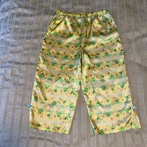 Cropped yellow frogs and butterflies silky pj bottoms